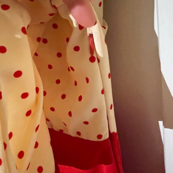 Lindy Bop Red and Cream Bow Midi Dress - Picture 6 of 11